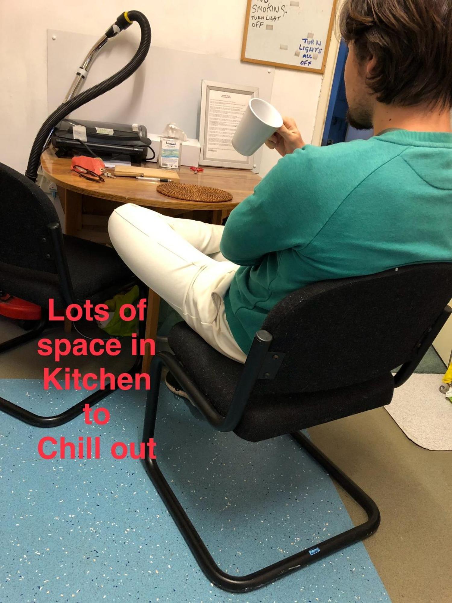 An Extra Large Room With Patio & Own Front Entrance Rotherham Rawmarsh エクステリア 写真